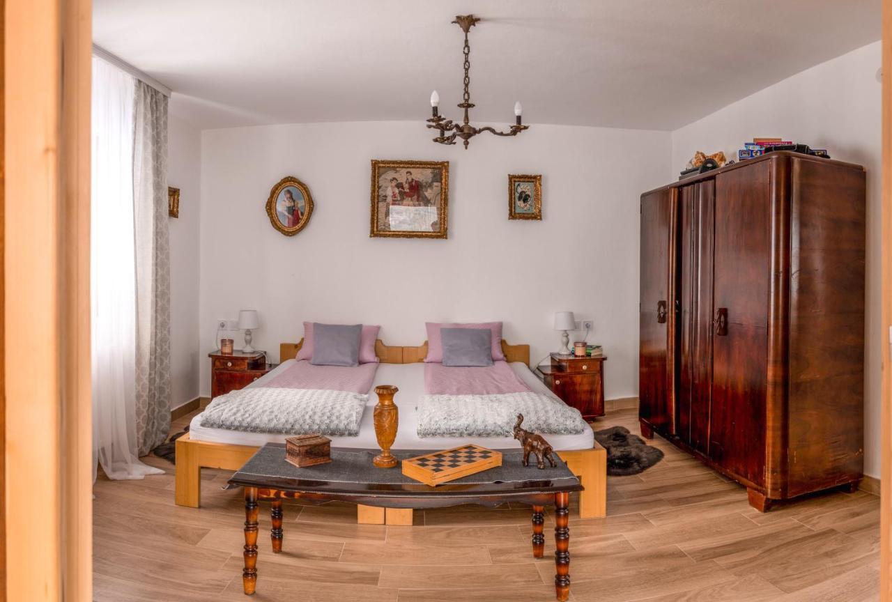 Apartmani Lunija Gornji Milanovac Eksteriør billede