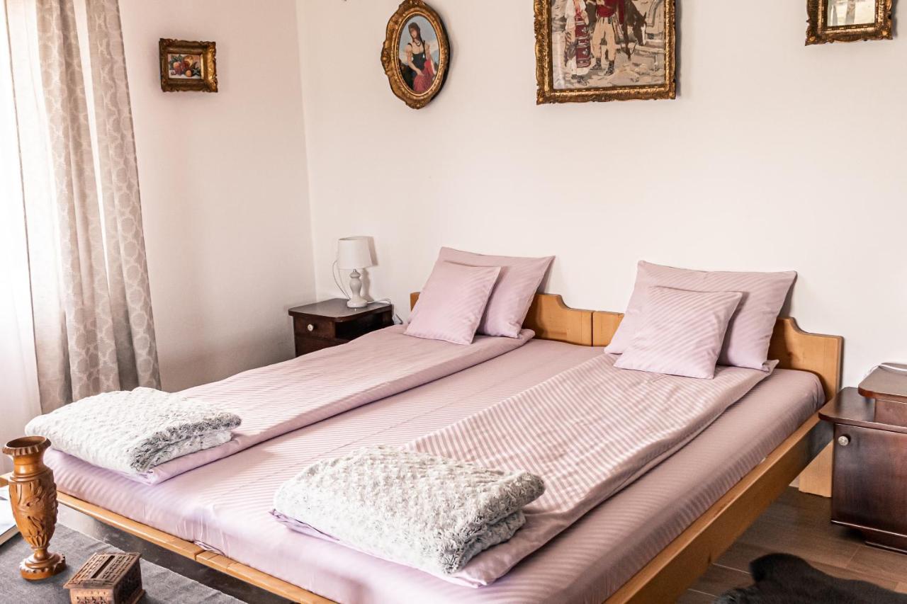 Apartmani Lunija Gornji Milanovac Eksteriør billede